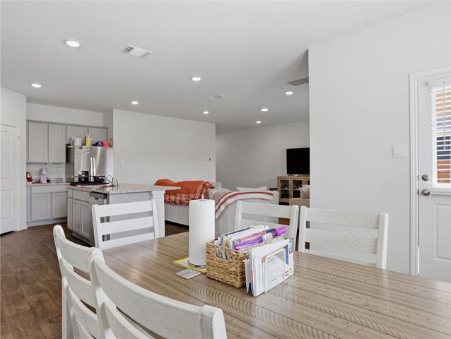 185 Gerasa DR, Uhland, TX 78640