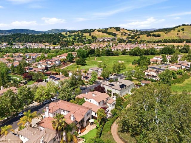 2631 Club Drive, Gilroy, CA 95020