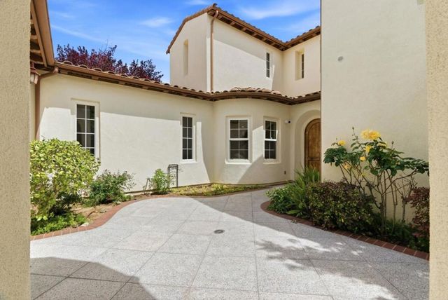 2631 Club Drive, Gilroy, CA 95020