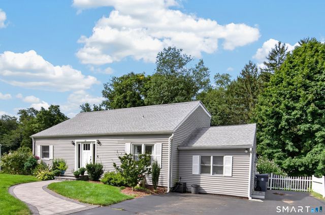 25 Windmill Hill Road, Branford, CT 06405