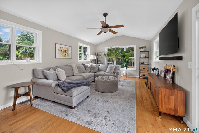 25 Windmill Hill Road, Branford, CT 06405
