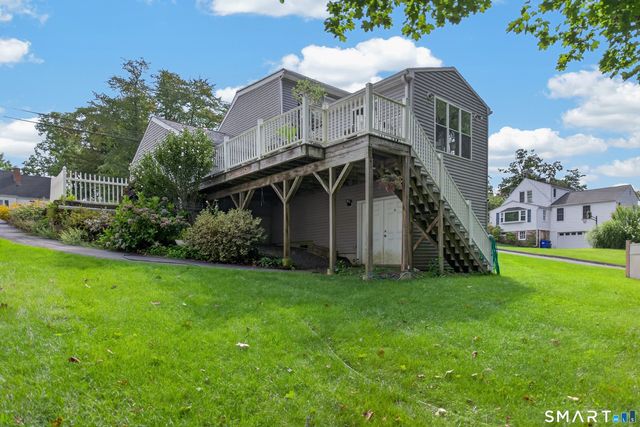 25 Windmill Hill Road, Branford, CT 06405