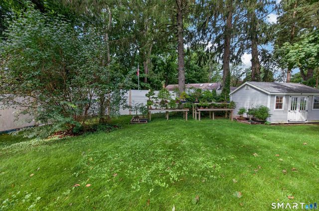 25 Windmill Hill Road, Branford, CT 06405