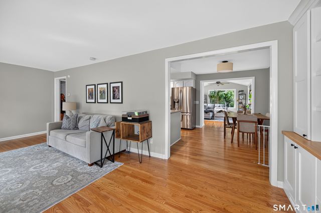 25 Windmill Hill Road, Branford, CT 06405