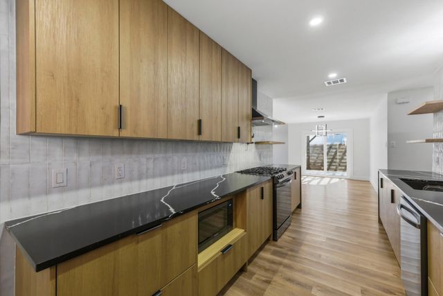 3817 Leafield DR, Austin, TX 78749