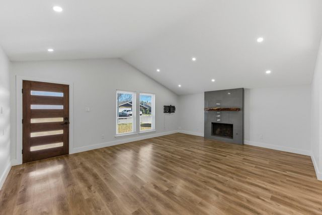 3817 Leafield DR, Austin, TX 78749