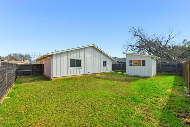 3817 Leafield DR, Austin, TX 78749