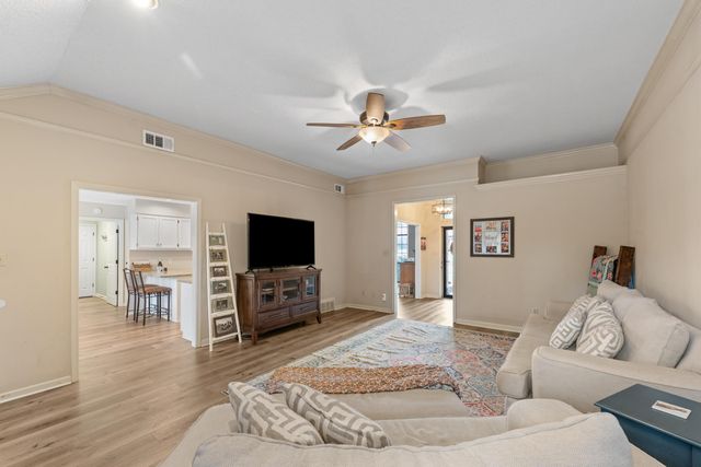 7471 OLIVIA HILL DR, Bartlett, TN 38133