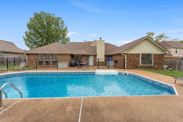 7471 OLIVIA HILL DR, Bartlett, TN 38133
