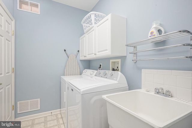 213 LIMERICK ST, Galloway Twp, NJ 08205