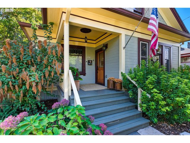 2624 Se CLINTON St, Portland, OR 97202