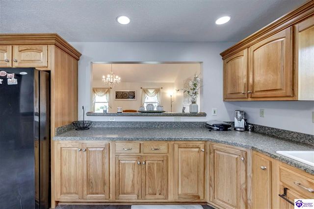 10408 Vantage Road, Jeffersontown, KY 40299