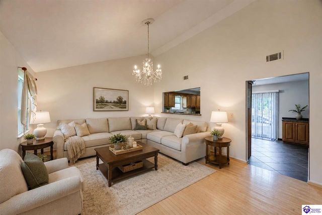 10408 Vantage Road, Jeffersontown, KY 40299