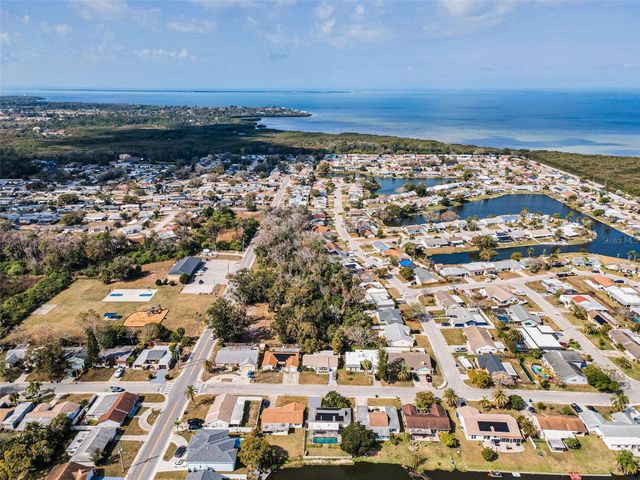 3520 OVERLAND DRIVE, Holiday, FL 34691