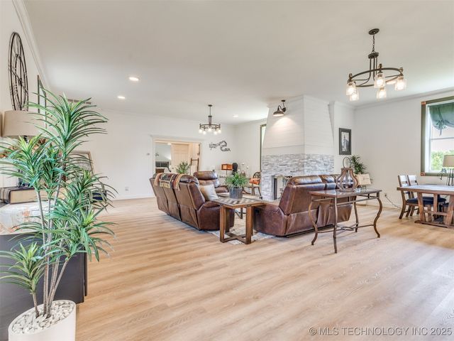 397960 W 4000 Road, Skiatook, OK 74070