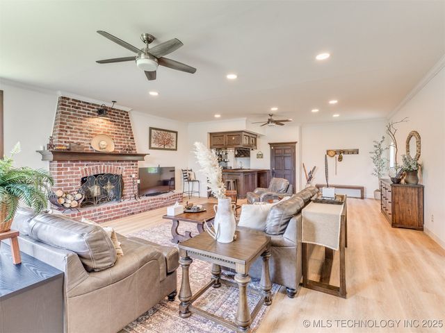 397960 W 4000 Road, Skiatook, OK 74070