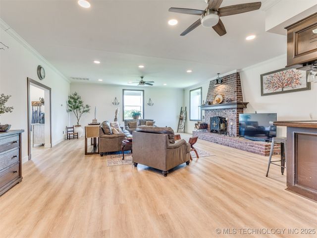 397960 W 4000 Road, Skiatook, OK 74070