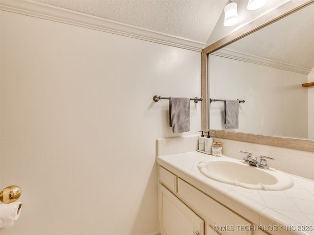 397960 W 4000 Road, Skiatook, OK 74070