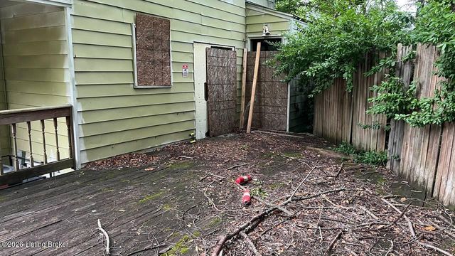 321 N 35th St, Louisville, KY 40212