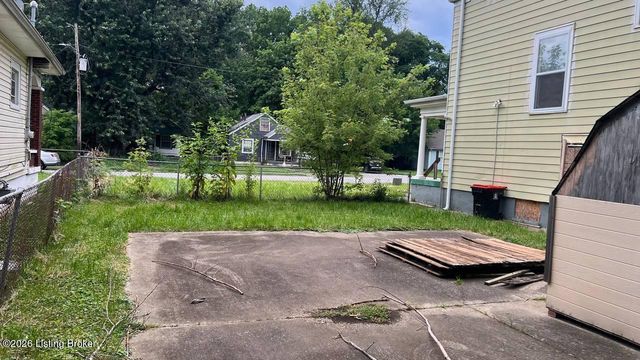 321 N 35th St, Louisville, KY 40212