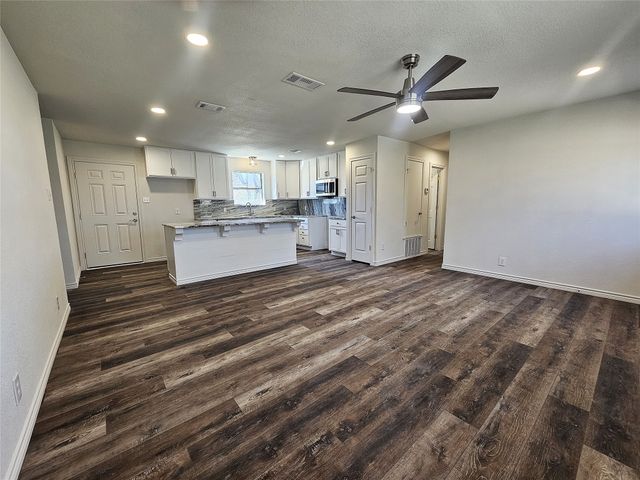 910 Willow Pond Road, Groesbeck, TX 76642