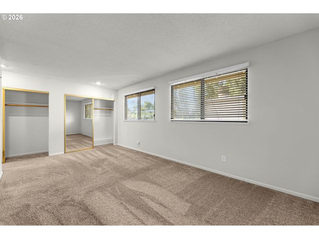 4421 Ne PLAINS Way 67, Vancouver, WA 98662