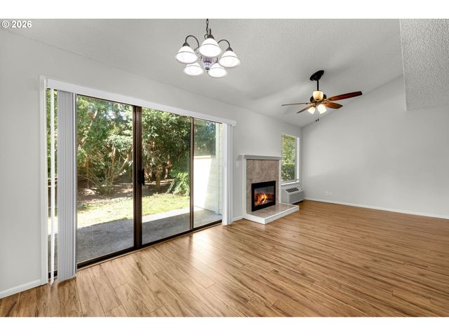 4421 Ne PLAINS Way 67, Vancouver, WA 98662
