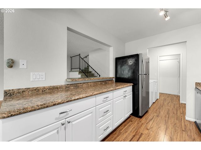 4421 Ne PLAINS Way 67, Vancouver, WA 98662