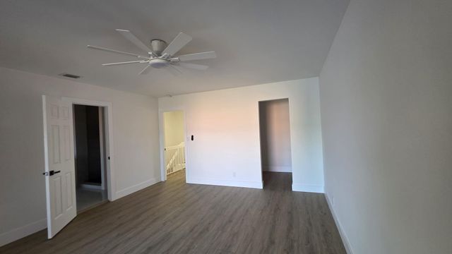 5713 NW 16th Street 19, Lauderhill, FL 33313