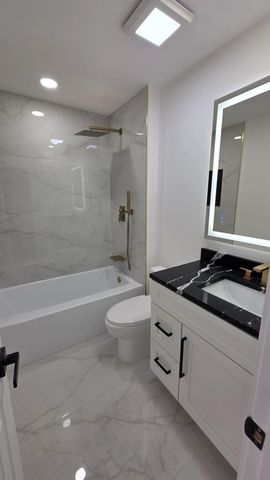 5713 NW 16th Street 19, Lauderhill, FL 33313