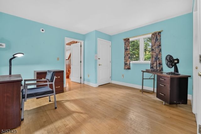 9 Woods Edge Ct, White Twp., NJ 07823