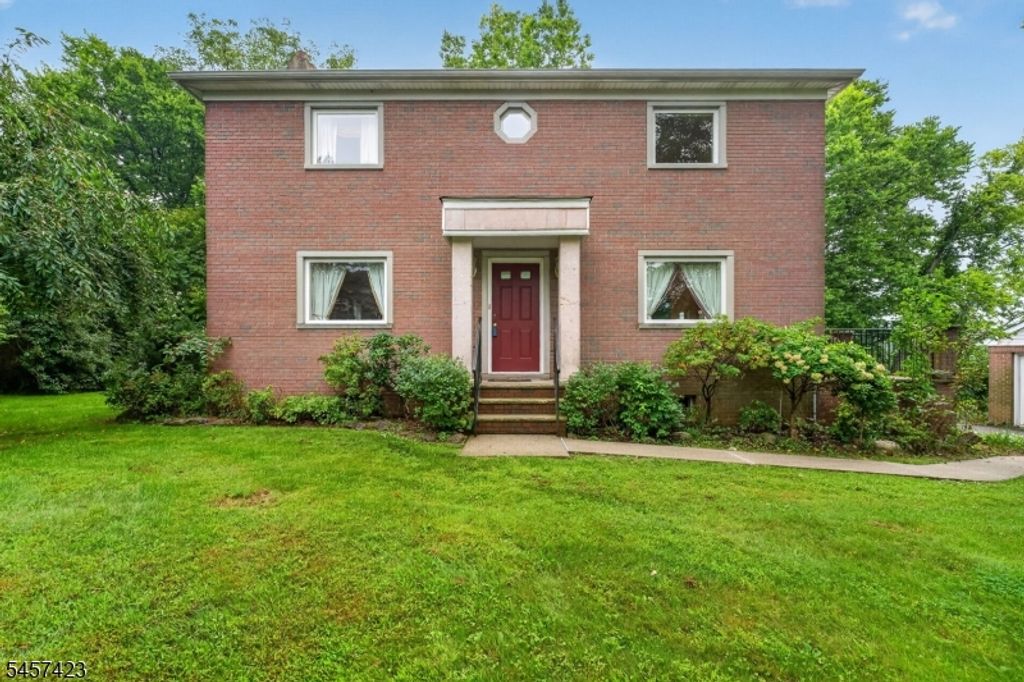 9 Woods Edge Ct, White Twp., NJ 07823