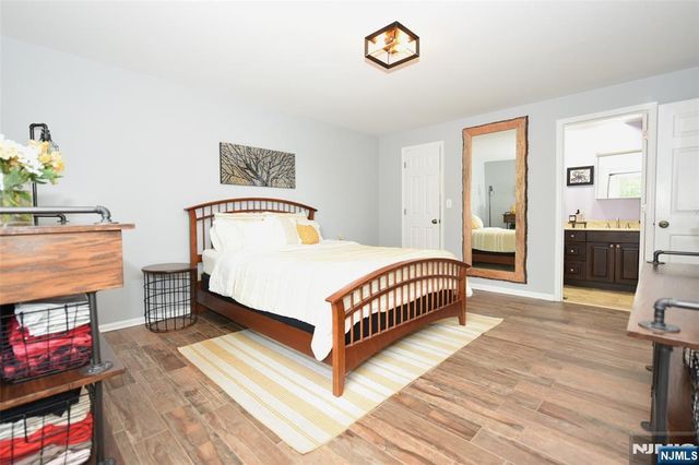 206 Cambridge Drive, Ramsey, NJ 07446