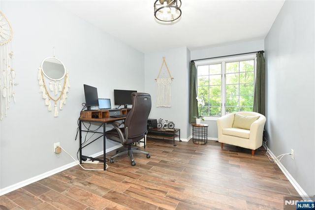 206 Cambridge Drive, Ramsey, NJ 07446