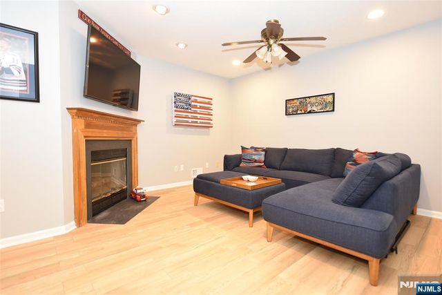 206 Cambridge Drive, Ramsey, NJ 07446