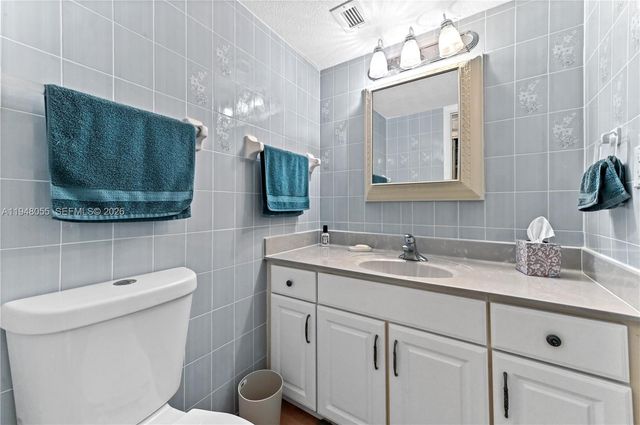 3540 S Ocean Blvd 212, South Palm Beach, FL 33480