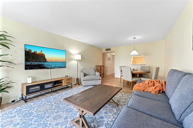 3540 S Ocean Blvd 212, South Palm Beach, FL 33480