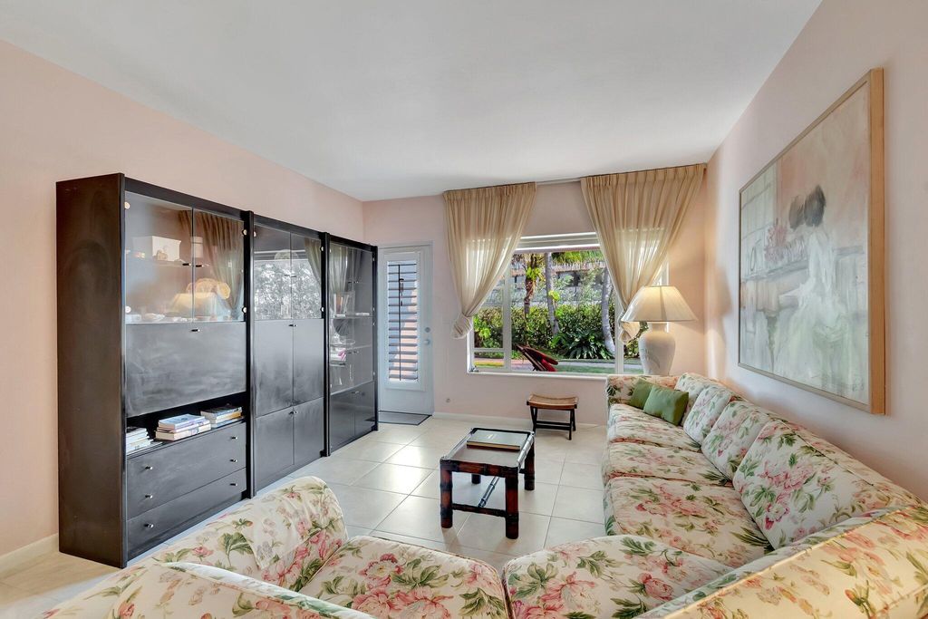 Image 11 of property listing at 2711 S Ocean 0020 Boulevard 2, Highland Beach, FL 33487