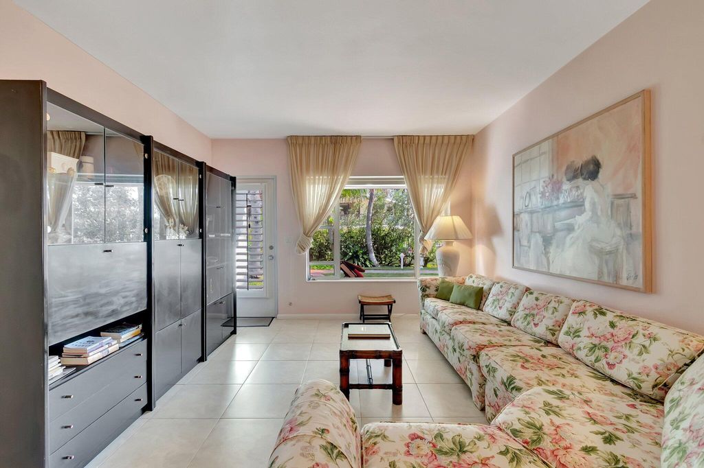 Image 12 of property listing at 2711 S Ocean 0020 Boulevard 2, Highland Beach, FL 33487