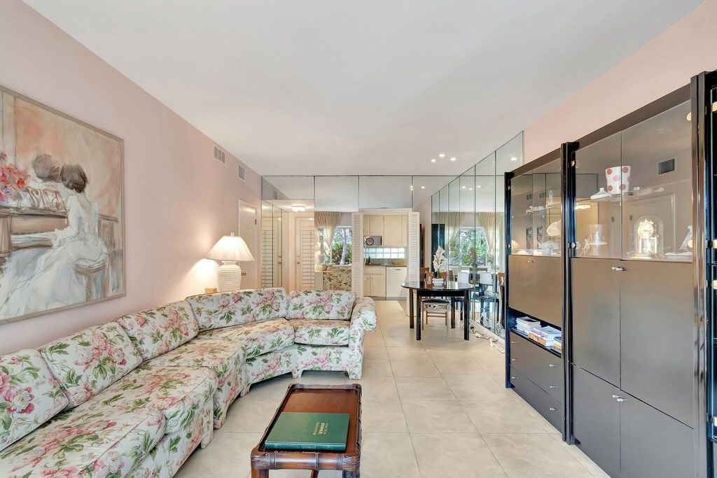 Image 14 of property listing at 2711 S Ocean 0020 Boulevard 2, Highland Beach, FL 33487