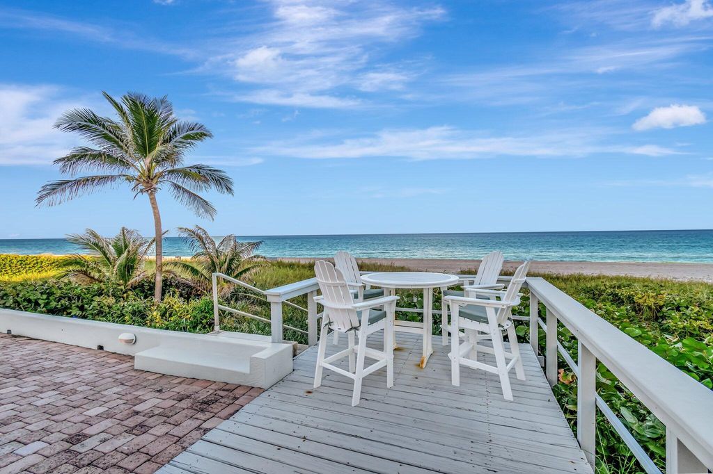 Image 3 of property listing at 2711 S Ocean 0020 Boulevard 2, Highland Beach, FL 33487