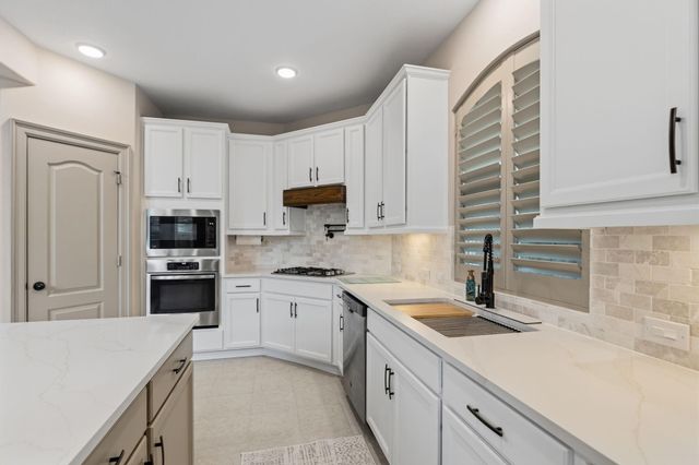 9825 Arrowbrook Lane, Brookshire, TX 77423