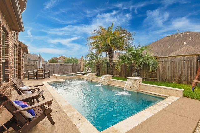 9825 Arrowbrook Lane, Brookshire, TX 77423