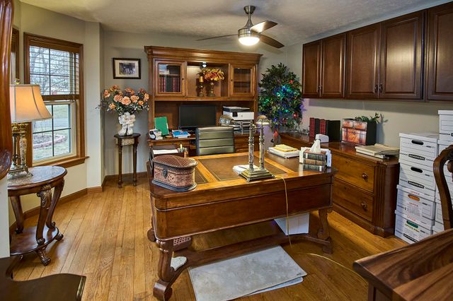 202 Pleasant View Drive, Hurricane, WV 25526