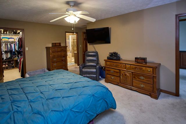 202 Pleasant View Drive, Hurricane, WV 25526