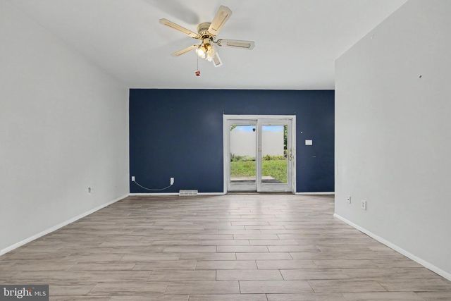 2470 DUTTON MILL RD, Aston, PA 19014