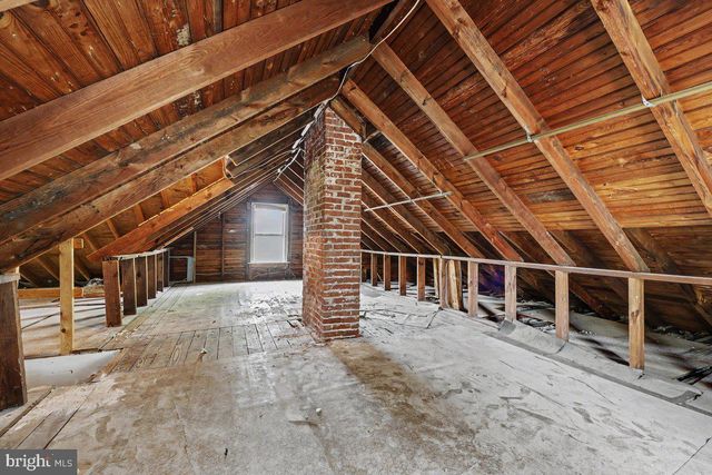 2470 DUTTON MILL RD, Aston, PA 19014