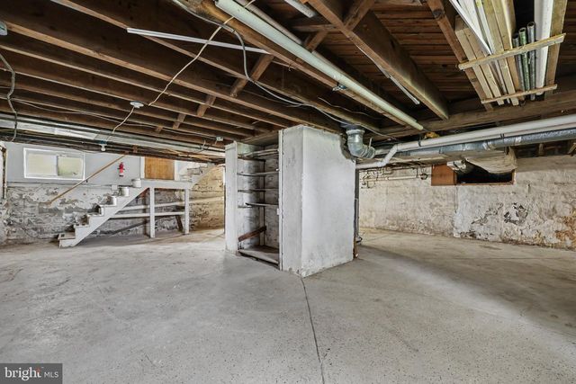 2470 DUTTON MILL RD, Aston, PA 19014