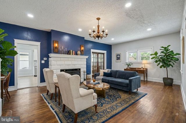 2470 DUTTON MILL RD, Aston, PA 19014
