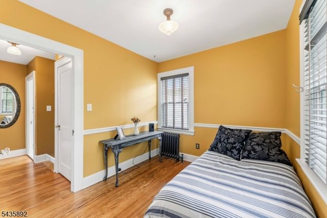 16 Coolidge Ave, Bloomfield Twp., NJ 07003